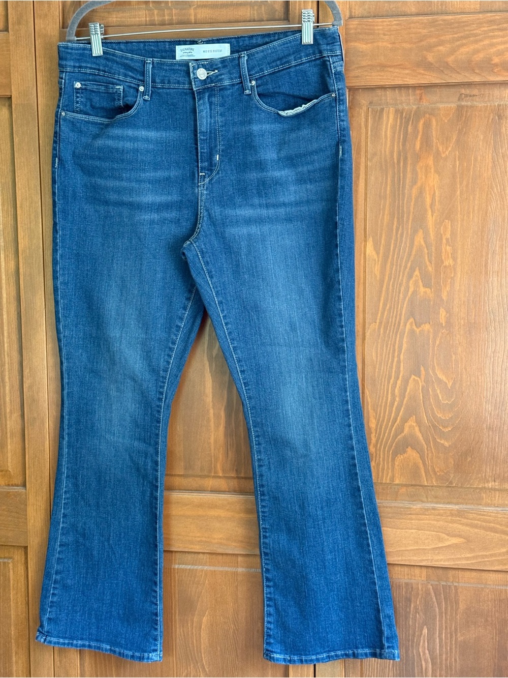 Signature by Levi Strauss Women's Dark Blue Flare Jeans